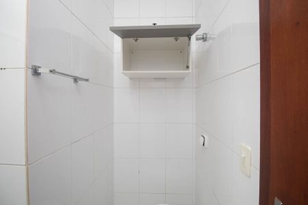 Casa para alugar com 120m², 4 quartos e 2 vagas Casa para alugar com 120m², 4 quartos e 2 vagasBanheiro da Suíte