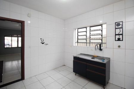 Casa para alugar com 120m², 4 quartos e 2 vagas Casa para alugar com 120m², 4 quartos e 2 vagasCozinha