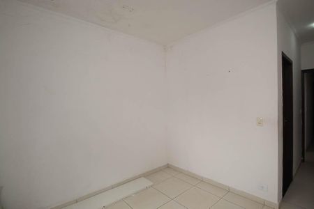 Casa para alugar com 120m², 4 quartos e 2 vagas Casa para alugar com 120m², 4 quartos e 2 vagasSuíte