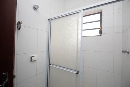 Casa para alugar com 120m², 4 quartos e 2 vagas Casa para alugar com 120m², 4 quartos e 2 vagasBanheiro 2