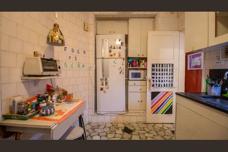 Apartamento à venda com 95m², 2 quartos e sem vaga Apartamento à venda com 95m², 2 quartos e sem vagaCozinha