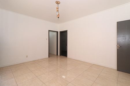 Sala de apartamento para alugar com 3 quartos, 96m² em Navegantes, Porto Alegre