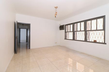 Sala de apartamento para alugar com 3 quartos, 96m² em Navegantes, Porto Alegre