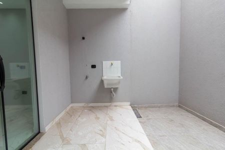 Casa à venda com 122m², 3 quartos e 2 vagas Casa à venda com 122m², 3 quartos e 2 vagasÁrea de Servoço