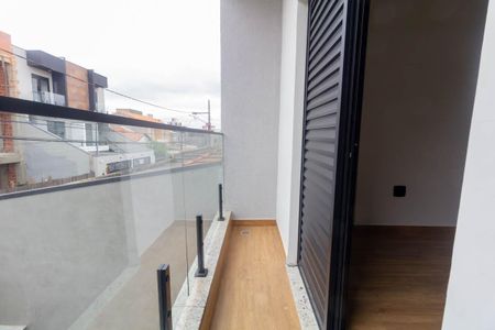 Casa à venda com 122m², 3 quartos e 2 vagas Casa à venda com 122m², 3 quartos e 2 vagasVaranda Suíte