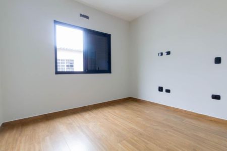 Casa à venda com 122m², 3 quartos e 2 vagas Casa à venda com 122m², 3 quartos e 2 vagasQuarto 1