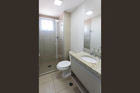 Banheiro da Suíte de apartamento para alugar com 2 quartos, 64m² em Vila Joao Jorge, Campinas