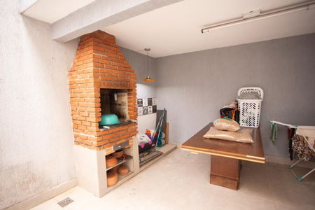 Casa à venda com 158m², 3 quartos e 2 vagasÁrea de Serviço