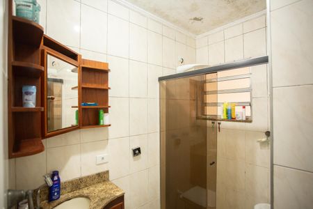 Casa à venda com 158m², 3 quartos e 2 vagasBanheiro