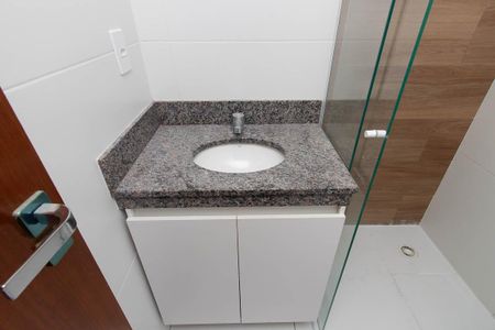 Banheiro de apartamento à venda com 1 quarto, 41m² em Vila Constança, São Paulo