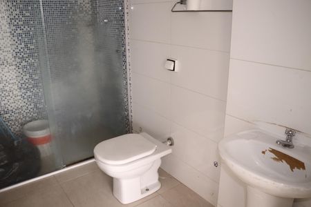 Banheiro de kitnet/studio para alugar com 1 quarto, 30m² em Vila Buarque, São Paulo