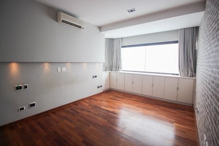 Apartamento à venda com 420m², 4 quartos e 4 vagasSuíte 4