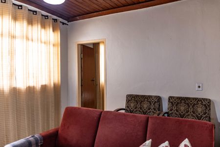 Sala de casa à venda com 2 quartos, 140m² em Salgado Filho, Belo Horizonte