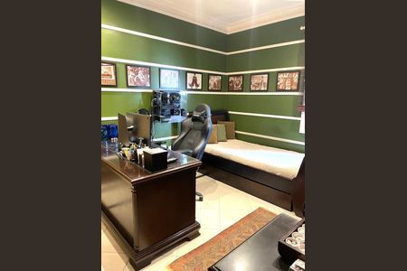 Apartamento para alugar com 320m², 5 quartos e 4 vagas Apartamento para alugar com 320m², 5 quartos e 4 vagasEscritório