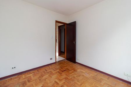 Casa à venda com 170m², 2 quartos e 2 vagas Casa à venda com 170m², 2 quartos e 2 vagasQuarto 2