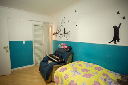 Casa de condomínio à venda com 120m², 3 quartos e 3 vagas Casa de condomínio à venda com 120m², 3 quartos e 3 vagasQuarto 2