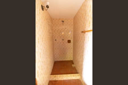 Casa de condomínio à venda com 420m², 5 quartos e 4 vagas Casa de condomínio à venda com 420m², 5 quartos e 4 vagasBanheiro da Suíte Externa