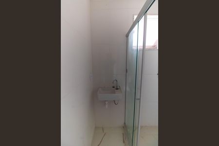 Casa de condomínio à venda com 420m², 5 quartos e 4 vagas Casa de condomínio à venda com 420m², 5 quartos e 4 vagasBanheiro da Suíte Externa