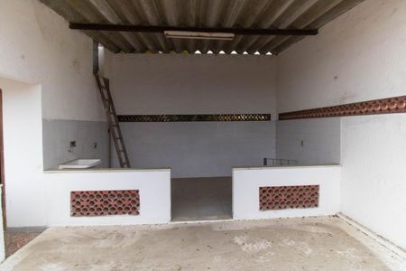 Casa de condomínio à venda com 420m², 5 quartos e 4 vagas Casa de condomínio à venda com 420m², 5 quartos e 4 vagasTerraço