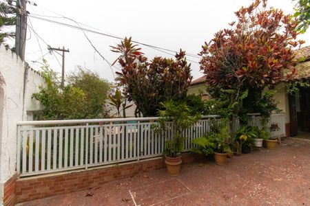 Casa de condomínio à venda com 420m², 5 quartos e 4 vagas Casa de condomínio à venda com 420m², 5 quartos e 4 vagasÁrea externa