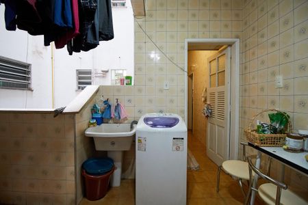 Apartamento à venda com 46m², 1 quarto e sem vagaÁrea de Serviço