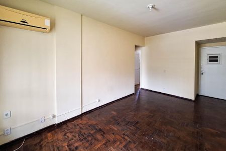Sala de apartamento para alugar com 1 quarto, 48m² em Icaraí, Niterói