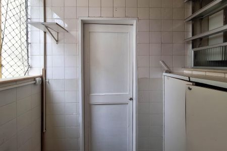 Apartamento para alugar com 48m², 1 quarto e sem vaga Apartamento para alugar com 48m², 1 quarto e sem vagaÁrea de Serviço