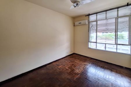 Quarto 1 de apartamento para alugar com 1 quarto, 48m² em Icaraí, Niterói