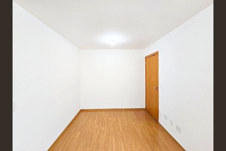 Sala  de apartamento para alugar com 2 quartos, 40m² em Jardim Rosa de Franca, Guarulhos