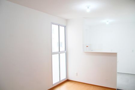 Sala  de apartamento para alugar com 2 quartos, 40m² em Jardim Rosa de Franca, Guarulhos