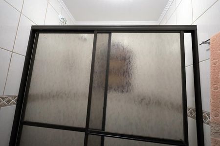 Casa à venda com 100m², 4 quartos e 2 vagasBanheiro