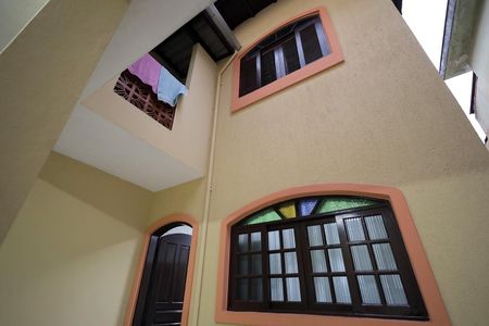 Casa à venda com 100m², 4 quartos e 2 vagasÁrea de Serviço e Churrasqueira