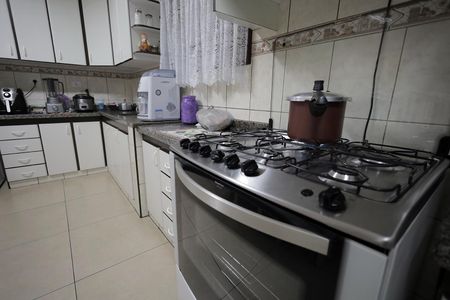 Casa à venda com 100m², 4 quartos e 2 vagasCozinha