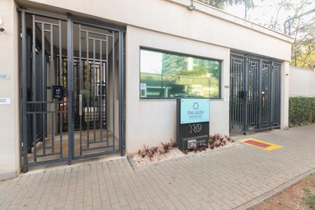Apartamento à venda com 135m², 3 quartos e 2 vagas Apartamento à venda com 135m², 3 quartos e 2 vagasFachada