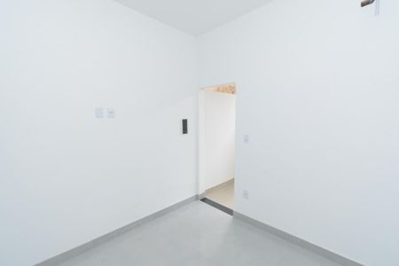 Quarto de apartamento à venda com 1 quarto, 30m² em Eldorado, Contagem