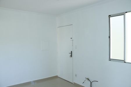 Sala de apartamento para alugar com 2 quartos, 45m² em Jardim da Gloria, Cotia