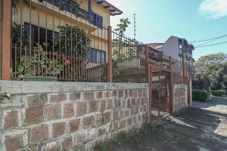 Casa à venda com 169m², 4 quartos e 2 vagasFachada