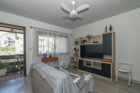 Sala de casa à venda com 2 quartos, 116m² em Chácara das Pedras, Porto Alegre