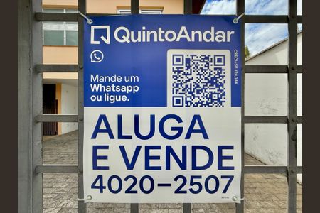Casa à venda com 491m², 4 quartos e 6 vagas Casa à venda com 491m², 4 quartos e 6 vagasPlaca
