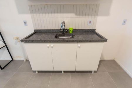 Studio de kitnet/studio para alugar com 1 quarto, 26m² em República, São Paulo