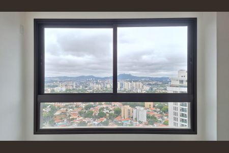 Apartamento à venda com 220m², 4 quartos e 4 vagas Apartamento à venda com 220m², 4 quartos e 4 vagasVaranda Suíte