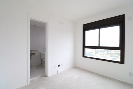 Apartamento à venda com 220m², 4 quartos e 4 vagasSuíte 1