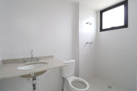 Apartamento à venda com 220m², 4 quartos e 4 vagasBanheiro da Suíte 1