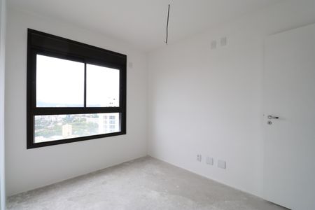 Apartamento à venda com 220m², 4 quartos e 4 vagasQuarto 2