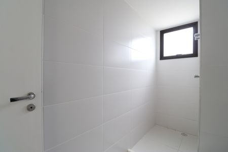 Apartamento à venda com 220m², 4 quartos e 4 vagasBanheiro Social