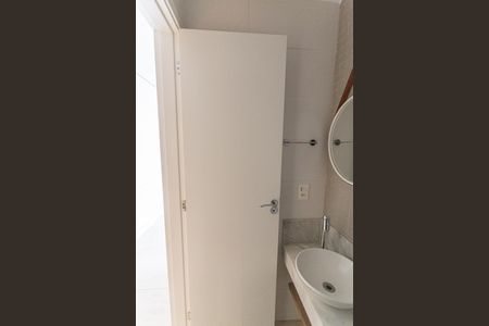 Lavabo  de apartamento para alugar com 2 quartos, 64m² em Sion, Belo Horizonte