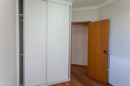 Apartamento à venda com 120m², 3 quartos e 1 vaga Apartamento à venda com 120m², 3 quartos e 1 vagaQuarto 2