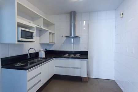Apartamento à venda com 120m², 3 quartos e 1 vaga Apartamento à venda com 120m², 3 quartos e 1 vagaCozinha