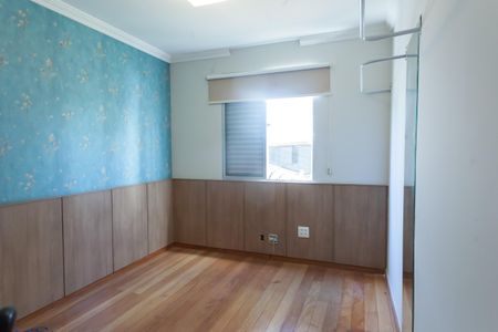 Apartamento à venda com 120m², 3 quartos e 1 vaga Apartamento à venda com 120m², 3 quartos e 1 vagaQuarto 1