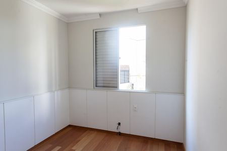 Apartamento à venda com 120m², 3 quartos e 1 vaga Apartamento à venda com 120m², 3 quartos e 1 vagaQuarto 2